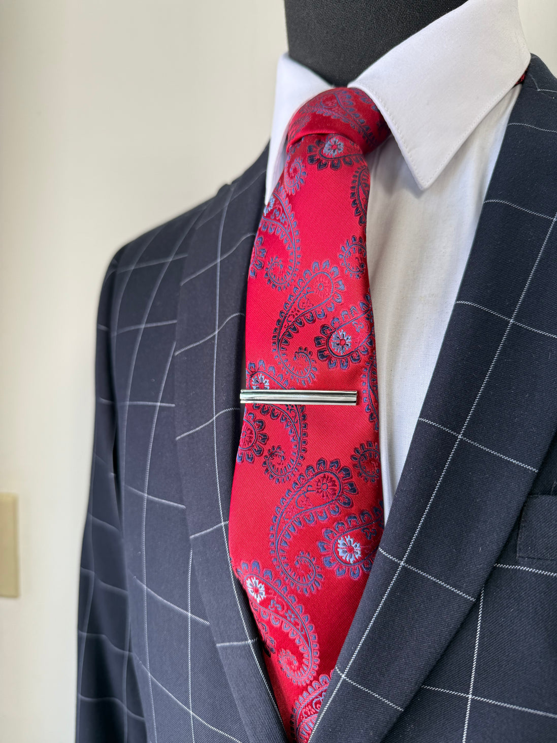 Red Paisley Necktie With Pocketsquare